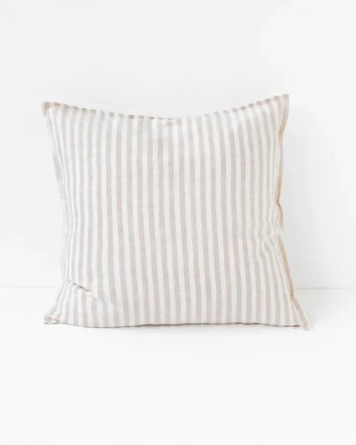 Housse de coussin en lin avec boutons – 46×46 cm