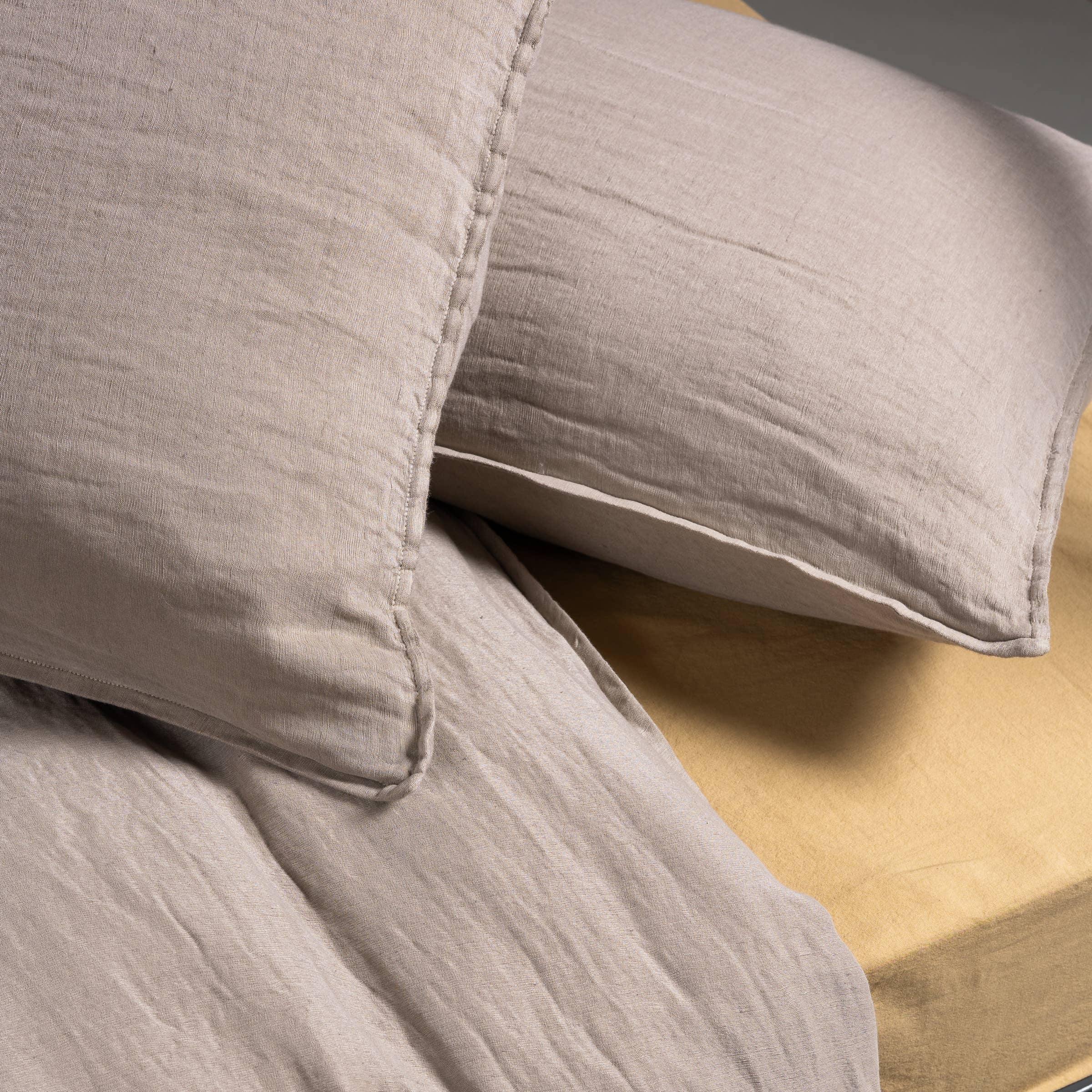 Taie d'oreiller LUX en satin de lin et coton