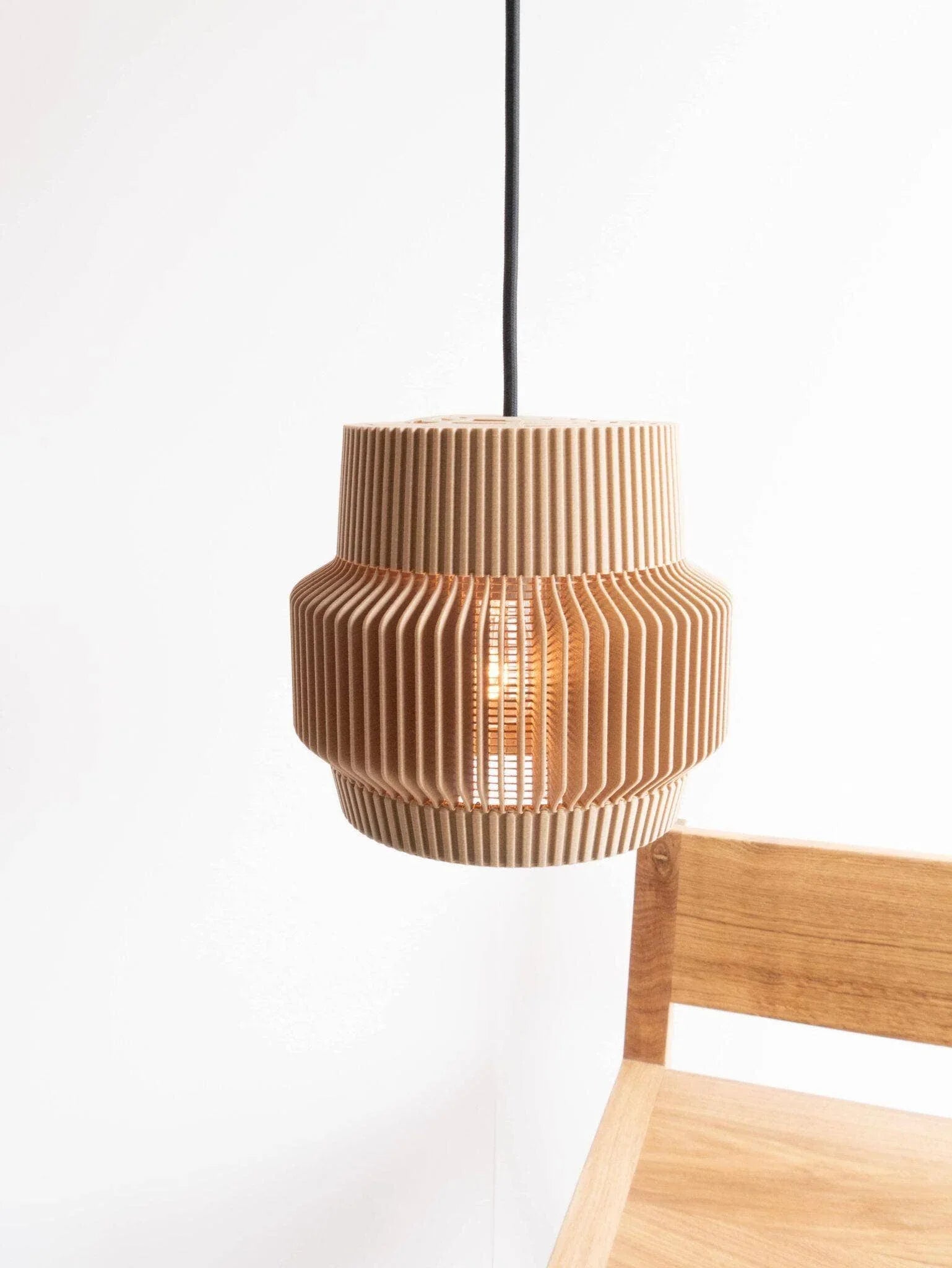Lampe suspendue imprimée en 3D en fibre de bois