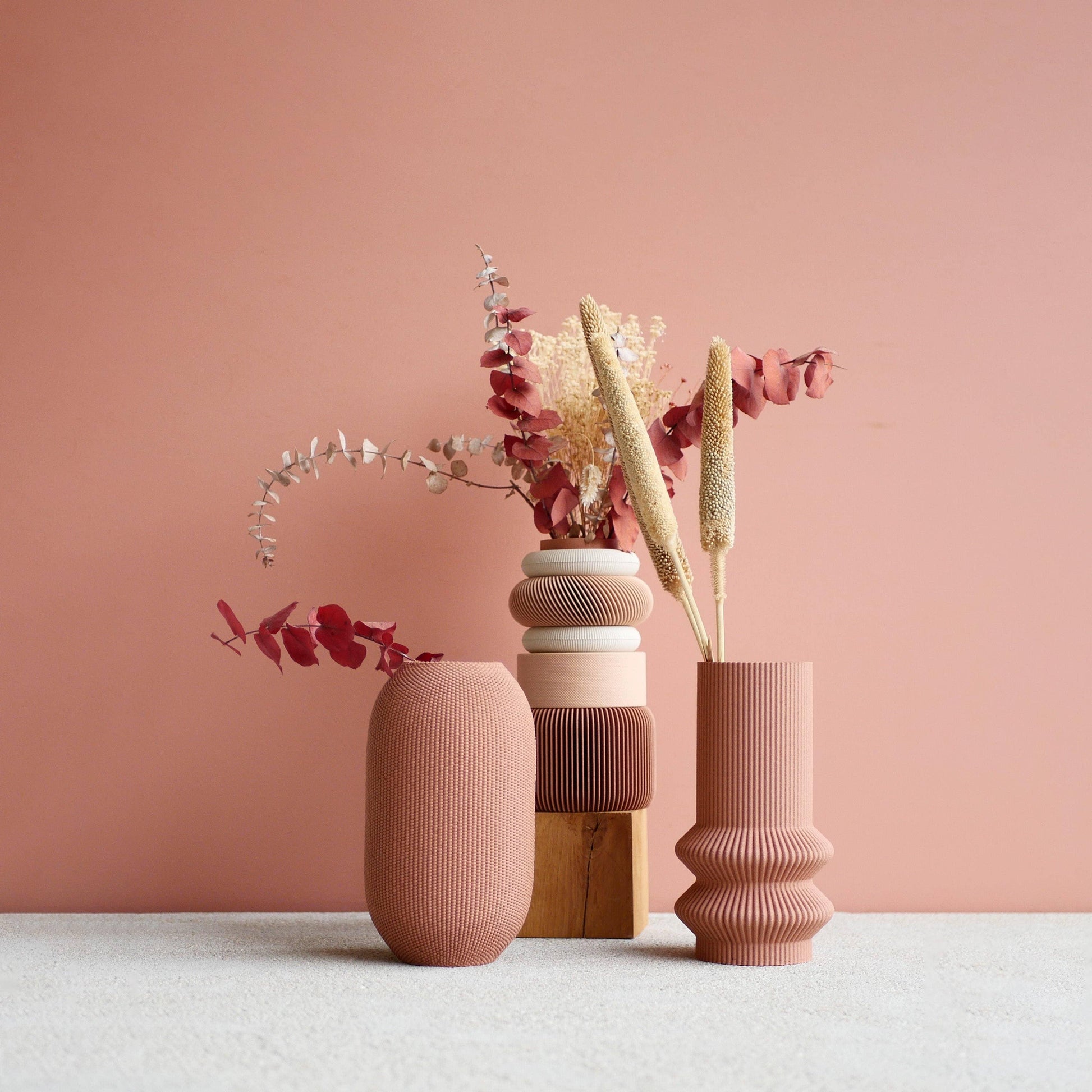 Trio de vases rose.