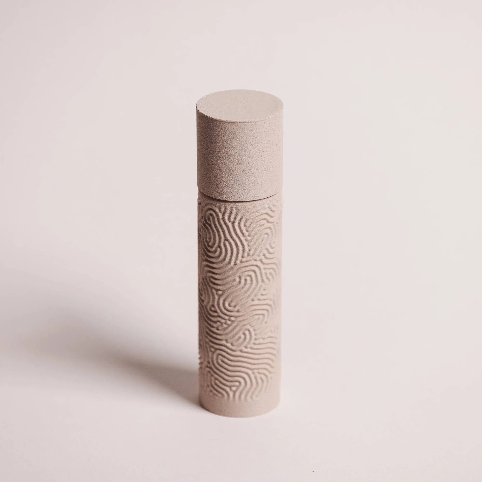 Etui à brosse à dent de voyage beige fermé